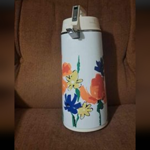 Vintage Pump Style Liquid Dispenser - Picture 2 of 5